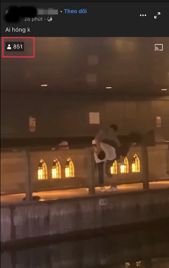 Co gai phan tran khi bi to quay clip vu thanh nien bi dim chet o Nhat-Hinh-2