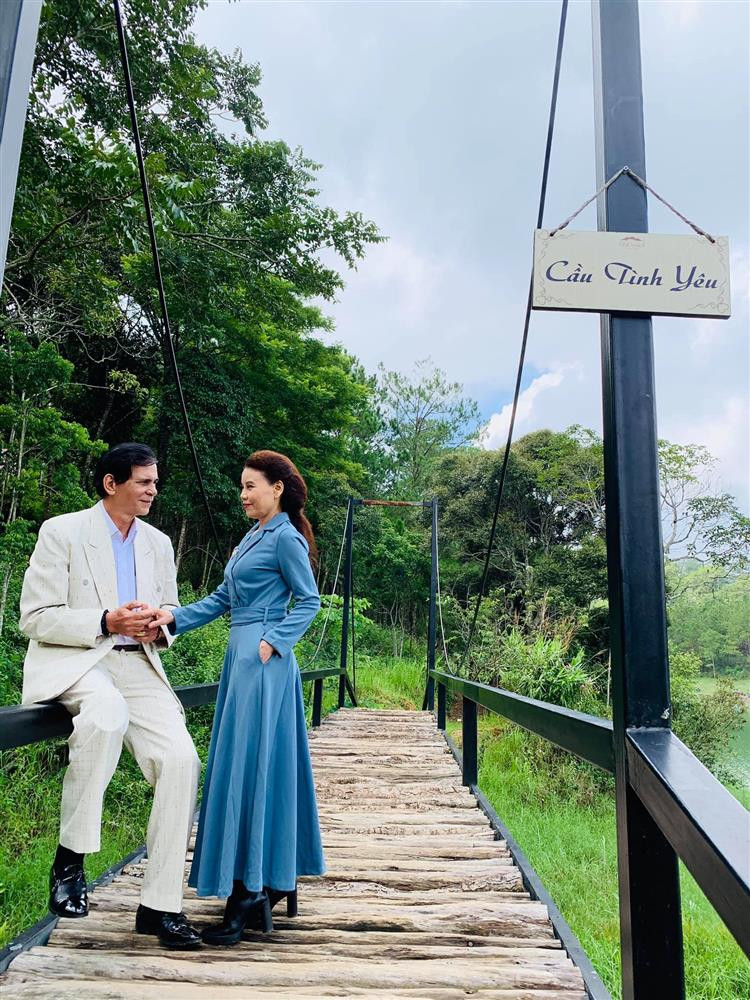 Ngoai hinh bo me Ho Ngoc Ha tu xua den nay-Hinh-8