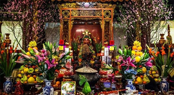 9 điều tuyệt đối phải kiêng kỵ trên bàn thờ ngày Tết kẻo mất lộc - Hình 2 9 dieu tuyet doi phai kieng ky tren ban tho ngay Tet keo mat loc-Hinh-2