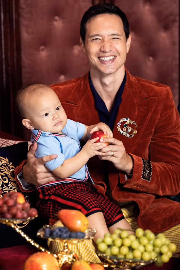 Bo me Ho Ngoc Ha ung xu nhu the nao voi Kim Ly ?-Hinh-3