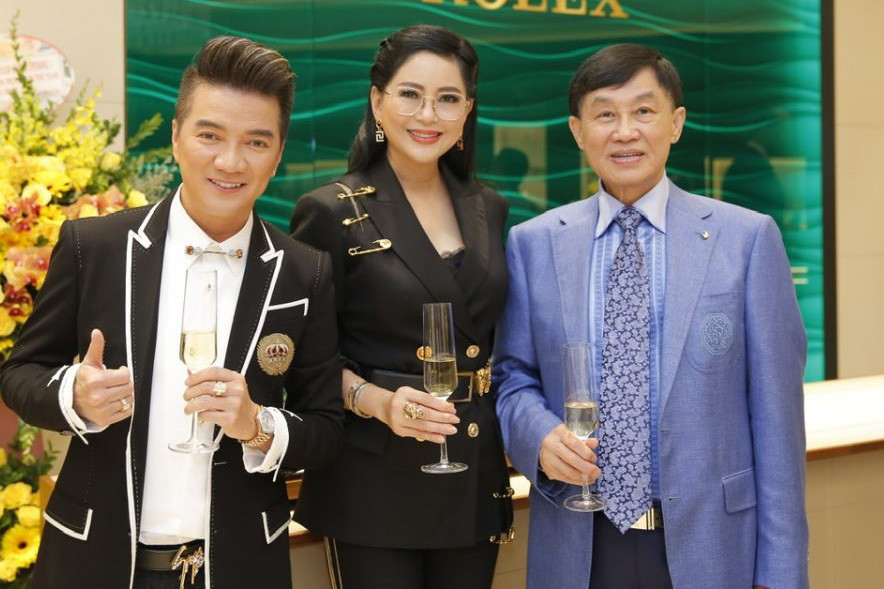 Sao Việt lấy chồng siêu giàu - Hình 13 Sao Viet lay chong sieu giau-Hinh-13