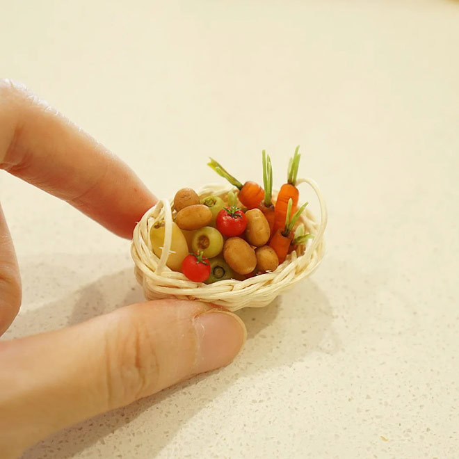 Me dam 8X nan sap rau cu ti hon bang dat set, bao nguoi tram tro-Hinh-2