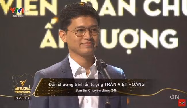 Hai MC, BTV la tac gia nhung man 
