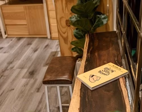 Ông bố hô biến khoảng sân nhỏ 12m2 thành phòng ngủ cho con trai - Hình 8 Ong bo ho bien khoang san nho 12m2 thanh phong ngu cho con trai-Hinh-8