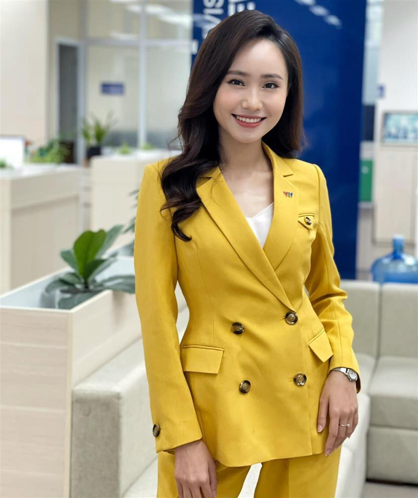 MC noi tieng VTV khoe duoc ong xa tang ca cuc tien