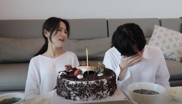 Sau 8 nam Wanbi Tuan Anh qua doi, cuoc song cua Kang Ha Neul ra sao?-Hinh-8