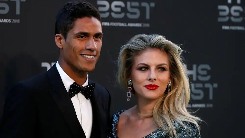  Camille Tytgat, vợ trung vệ Raphael Varane, được nhận xét là nàng WAG có gương mặt nổi bật nhất tuyển Pháp. Bà xã Raphael Varane sinh năm 1993, tốt nghiệp chuyên ngành luật. Cô và Varane quen biết từ thuở nhỏ. Cả hai duy trì mối quan hệ trong thời gian dài, trước khi kết hôn vào tháng 6 /2015. Ảnh: Star24.