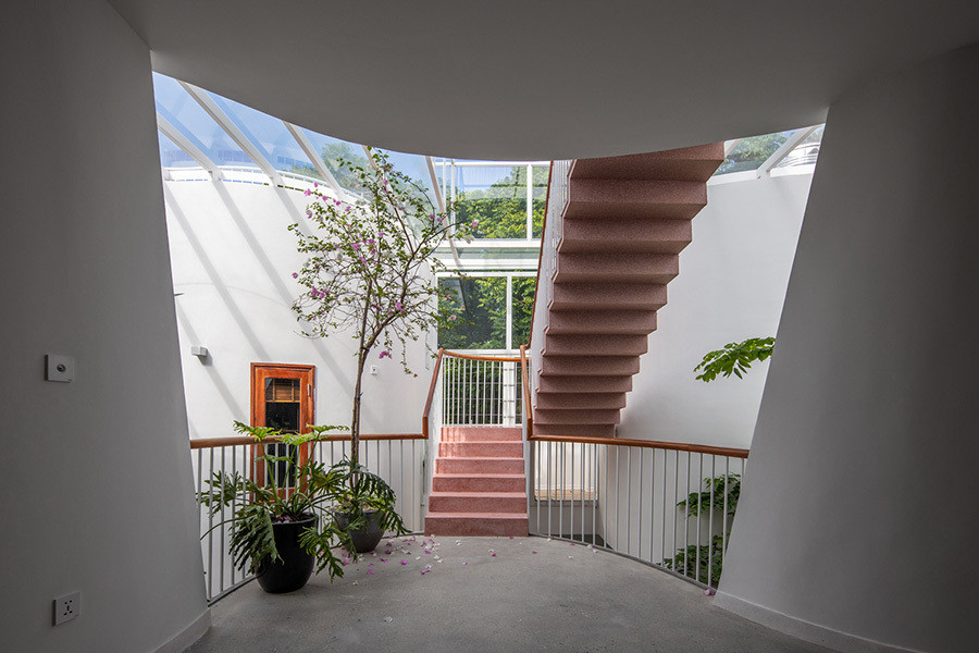 Biet thu trang muot cua nu thiet ke thoi trang voi kien truc tuong phan-Hinh-19