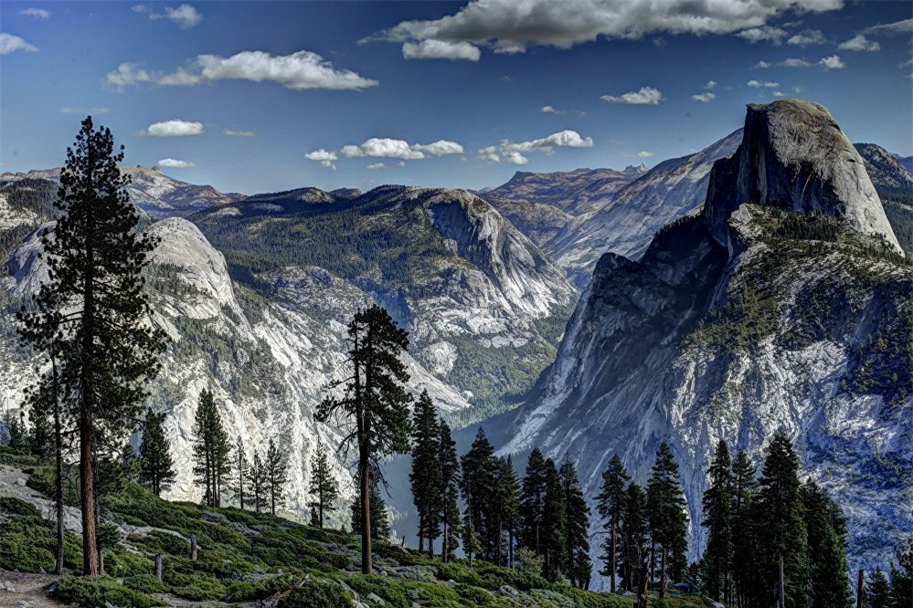 Công viên Quốc gia Yosemite ở California, Mỹ.