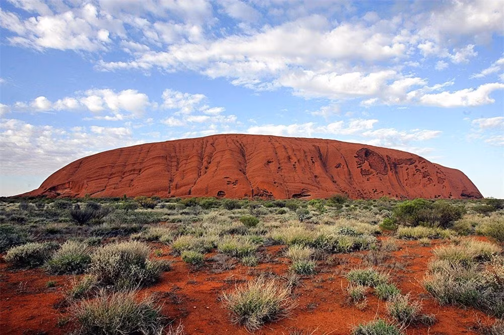 Vườn quốc gia Uluru ,ở Northern Territory, Australia.