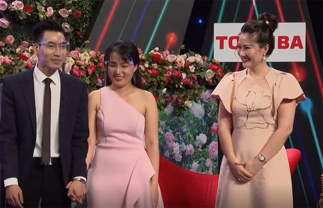 Gai xinh cuc man tham gia hen ho khien ban trai khon don-Hinh-9