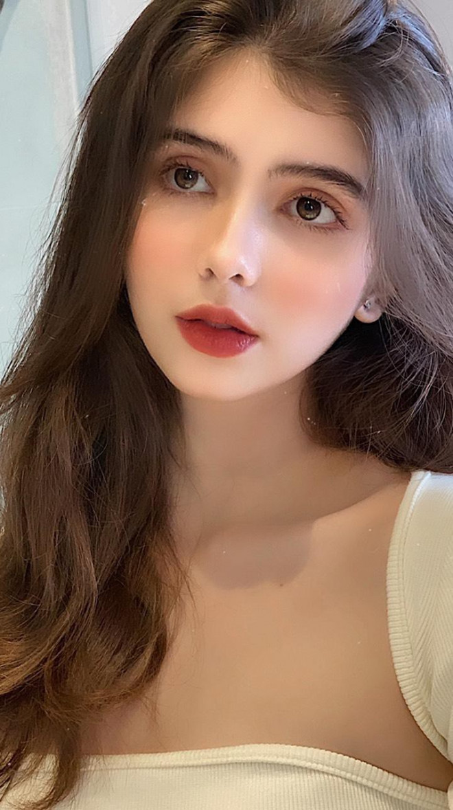 Thiên thần TikTok mang hai dòng máu Úc Việt đốn tim dân mạng - Hình 4 Thien than TikTok mang hai dong mau Uc Viet don tim dan mang-Hinh-4