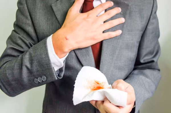 3 dau hieu mau do canh bao ban nen di kham ngay