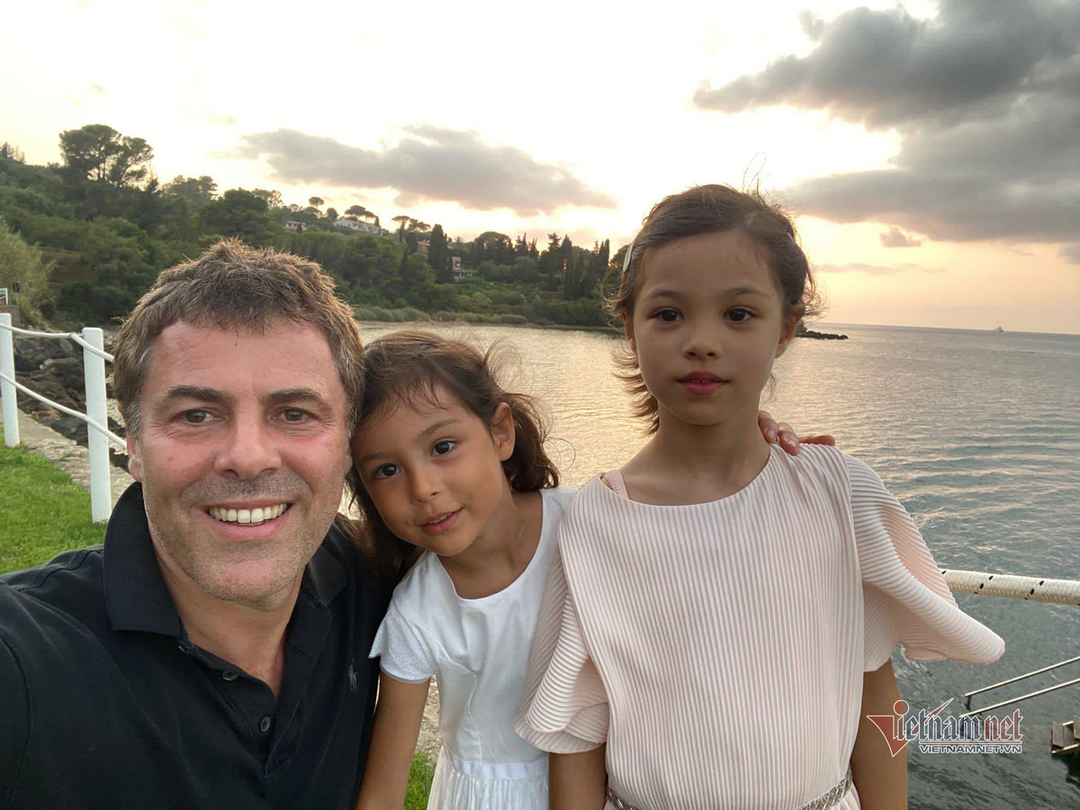 Hoa hau Ngo My Uyen lay chong giao su Italy gio ra sao?-Hinh-6