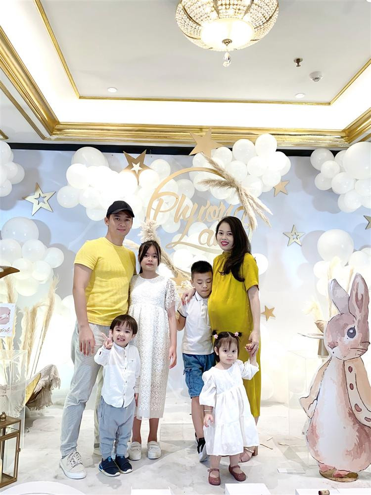 Chup anh lo bung to, nghi van Hang Tui mang thai lan 6