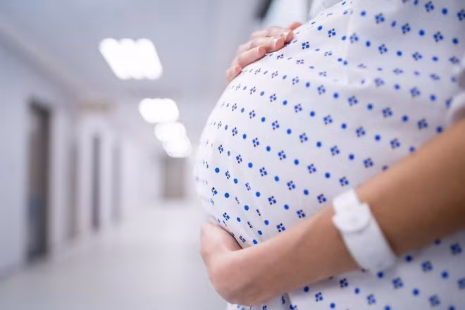 Khoa hoc ly giai vi sao co nhung me chi sinh con mot be-Hinh-2