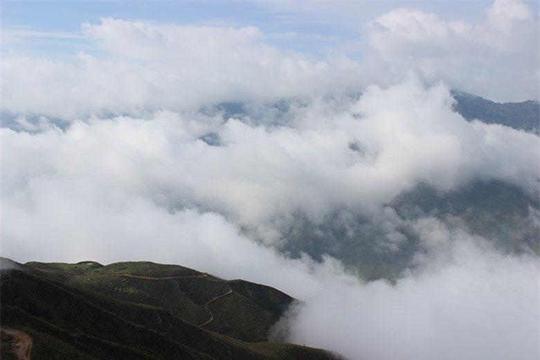 Vung cao Hang Dong: diem den du lich hoang so day hap dan