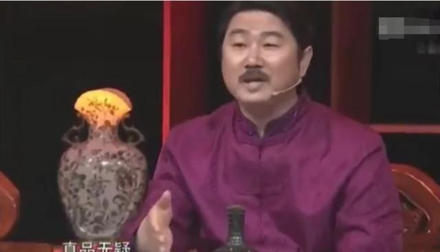 Cậu quý tử bán trộm nữ trang của mẹ mua chiếc bình cổ - Hình 3 Cau quy tu ban trom nu trang cua me mua chiec binh co-Hinh-3