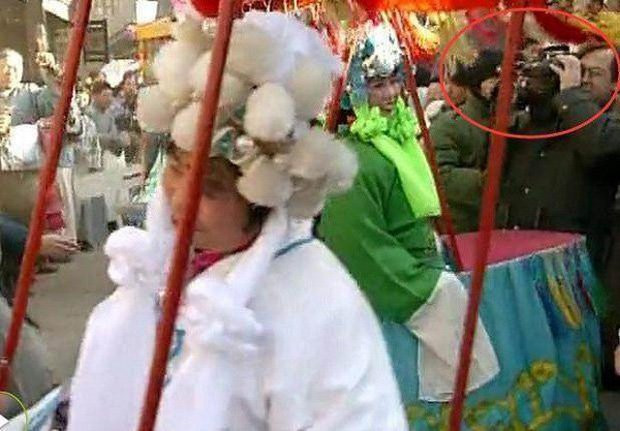 Người hiện đại "xuyên không" trong Hoàn Châu Cách Cách.