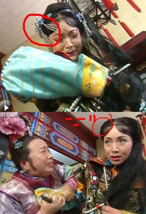 Kiểu tóc của hoàng hậu thay đổi trong một nốt nhạc, toàn bộ trang sức bay biến đâu mất.