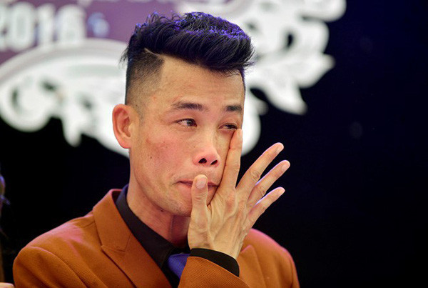 Giang Còi, Hiệp Gà: 2-3 lần đò vẫn kiếp gà trống nuôi con - Hình 4 Giang Coi, Hiep Ga: 2-3 lan do van kiep ga trong nuoi con-Hinh-4