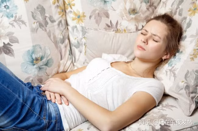 3 co gai bi suy buong trung, nguyen nhan la do thoi quen nay-Hinh-2