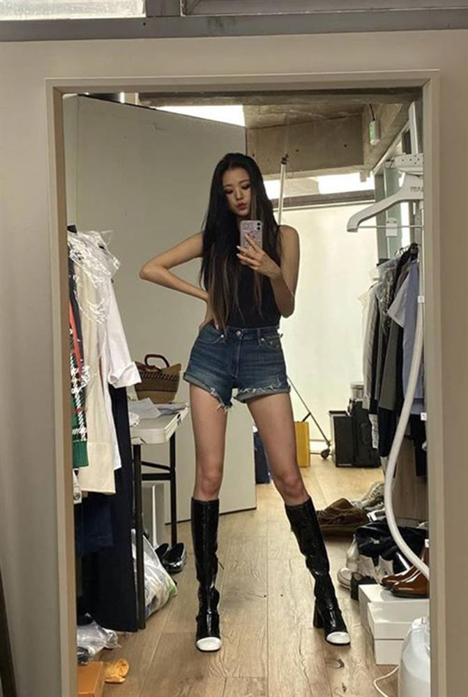 My nhan 17 tuoi xu Han dau dau vi chan dai, phai keo ngan-Hinh-8