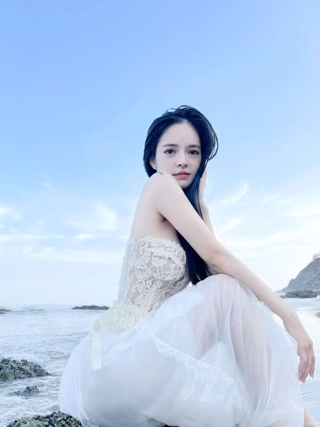 Co gai mat chi chit mun lot xac 180 do, xinh dep nhu thien than-Hinh-3