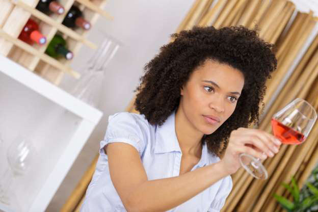 Sốc với mức lương cao khủng khiếp của 9 công việc kỳ lạ này - Hình 7 Soc voi muc luong cao khung khiep cua 9 cong viec ky la nay-Hinh-7