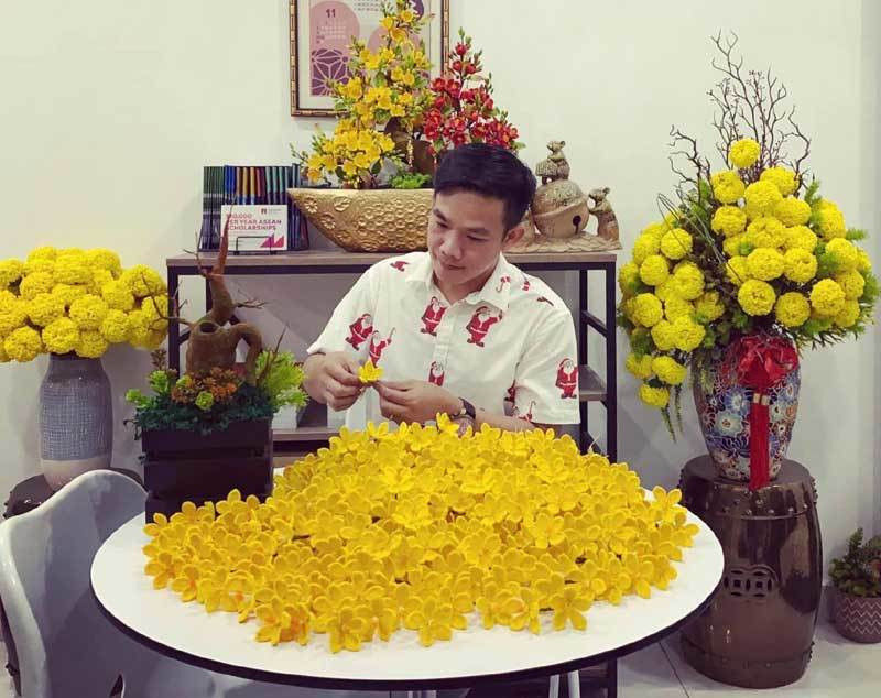 Hoa dao len soi, gia chuc trieu van kho mua