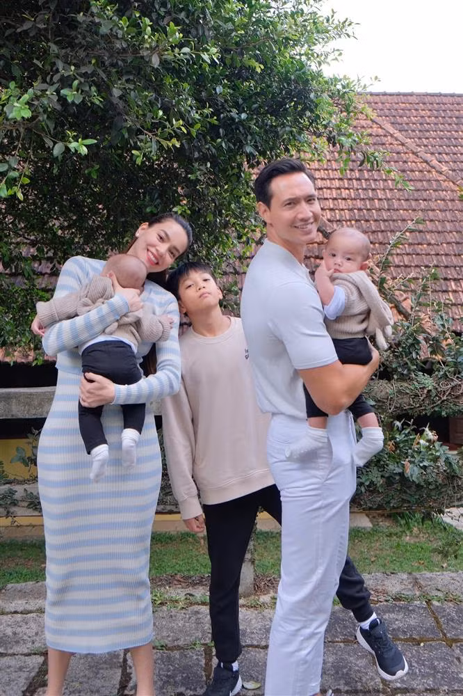 Ho Ngoc Ha cong khai bung mo, day do ke che bai-Hinh-5