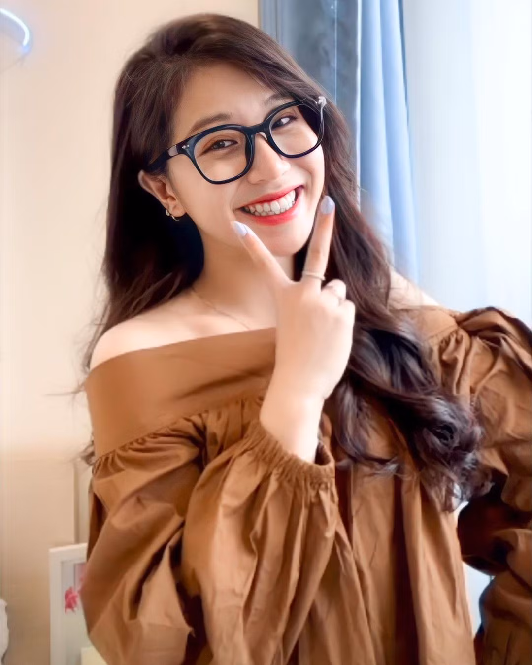 Một điểm đặc biệt khiến nhiều người chú ý của hot TikToker này chính là những clip nói tiếng Nghệ An.