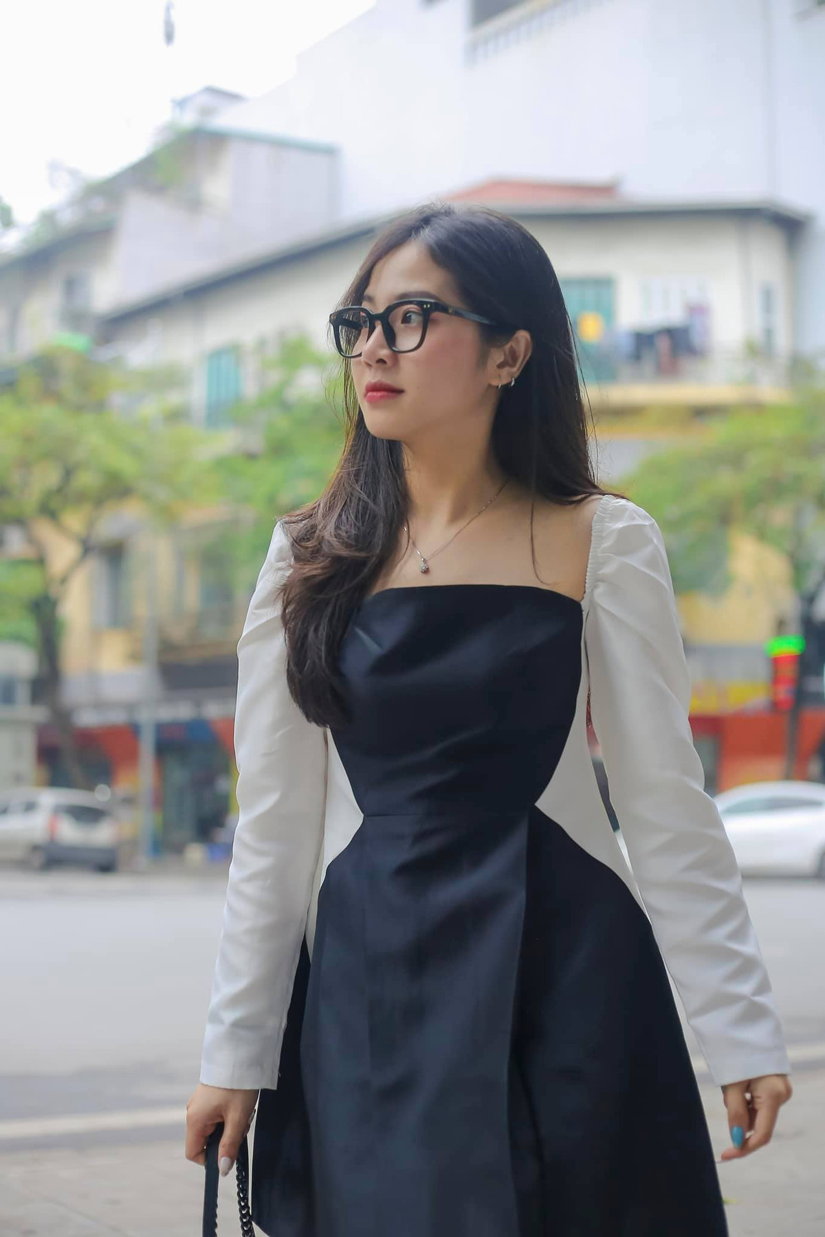 Được biết, cô nàng sinh ra và lớn lên ở Nghệ An.