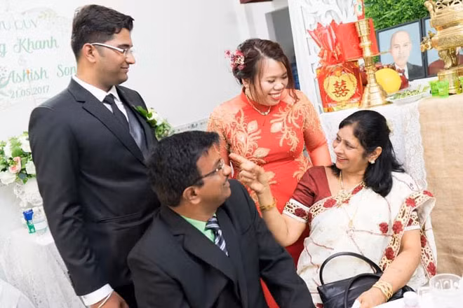 Cô dâu Việt chia sẻ tin nhắn của bố mẹ chồng Ấn Độ giữa đại dịch Co dau Viet chia se tin nhan cua bo me chong An Do giua dai dich