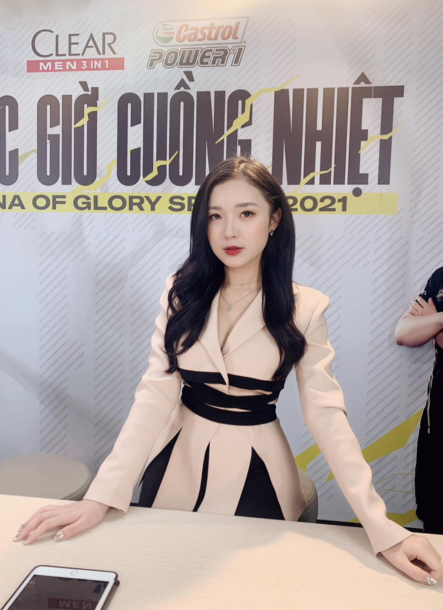 Nu MC hot nhat Lien Quan Mobile bi don yeu Pho Giam doc Garena