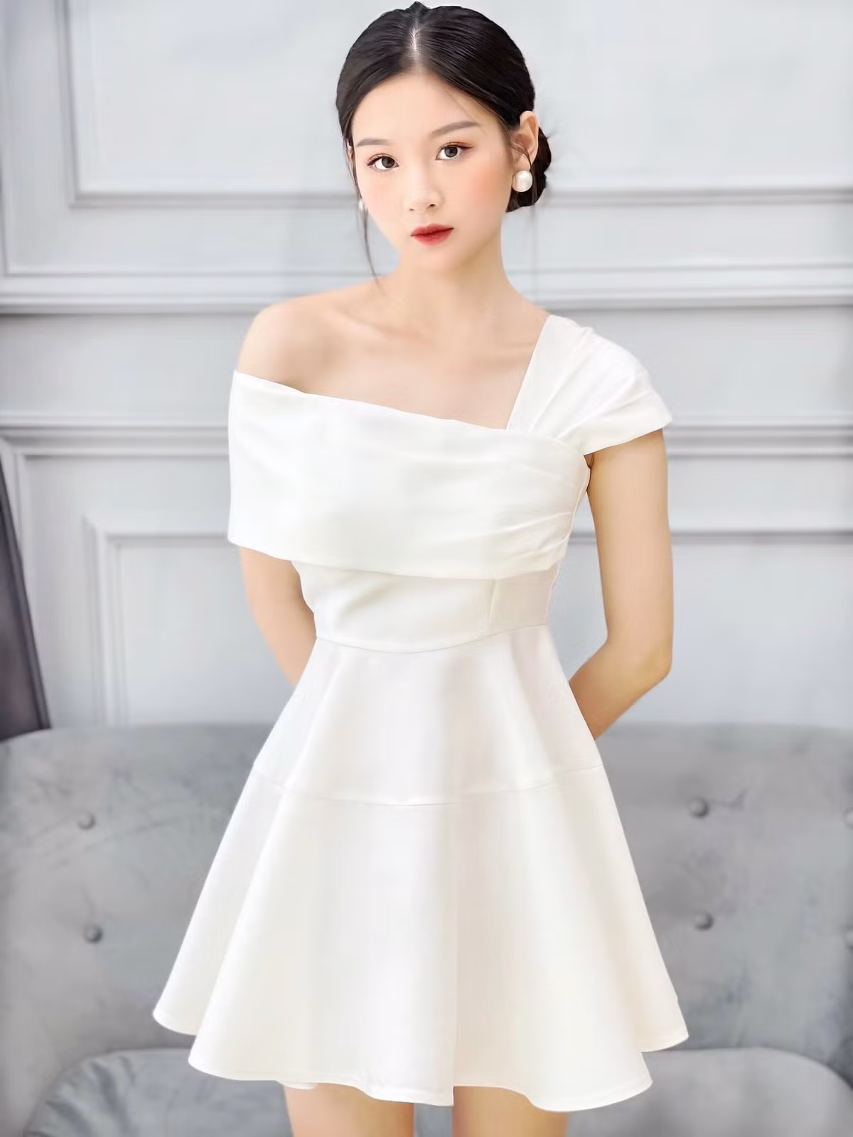 Sau quãng thời gian ôn thi Đại học vất vả, Diệu Anh dành thời gian chăm chút bản thân và làm những điều mà cô yêu thích nhưng trước đây chưa có điều kiện thực hiện.