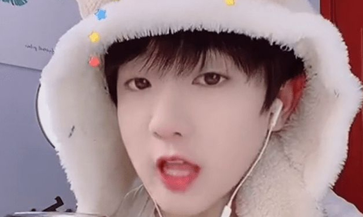 Nam blogger Trung Quoc bi chi trich vi 