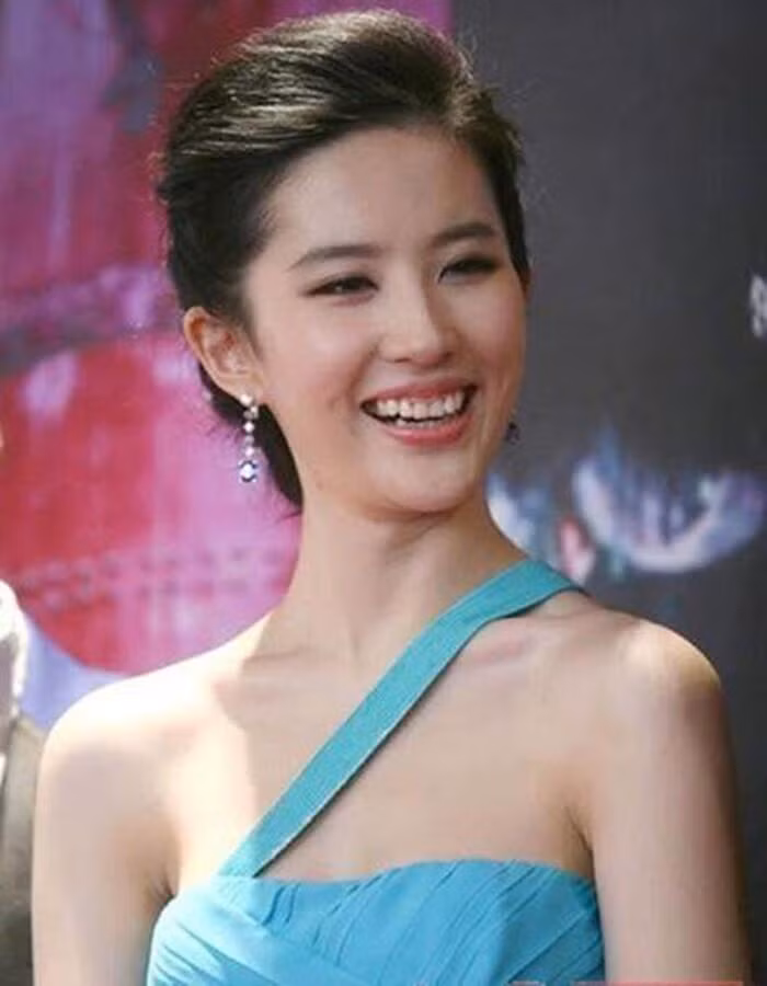 Dan sao Hoa ngu cu cuoi la xau: song Diec tranh top 1-Hinh-4