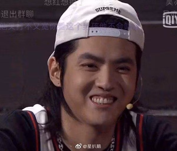 Dan sao Hoa ngu cu cuoi la xau: song Diec tranh top 1