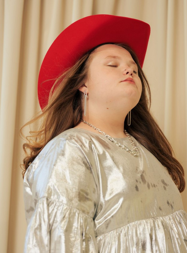 Hoa hau nhi noi tieng nuoc My gio ra sao?