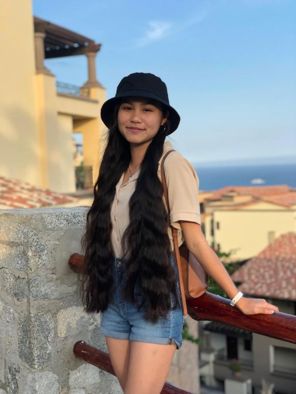 NSUT Ngoc Huyen cung con gai cung hiem hoi chia se anh dien bikini nuot na-Hinh-4