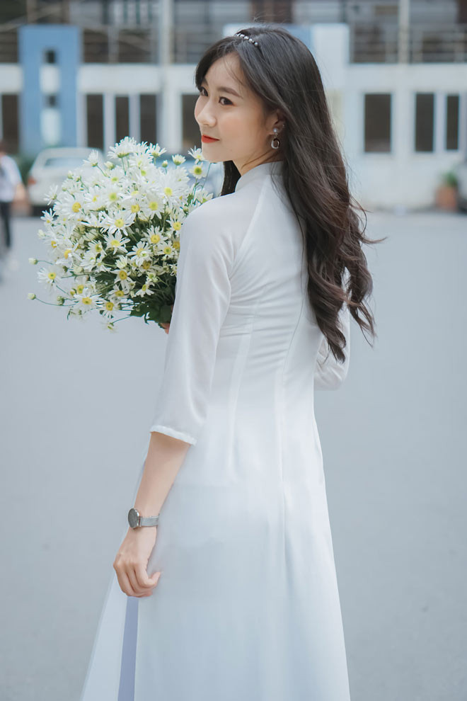 Nữ sinh xinh đẹp trở thành thủ khoa đầu ra Đại học Xây dựng Hà Nội - Hình 5 Nu sinh xinh dep tro thanh thu khoa dau ra Dai hoc Xay dung Ha Noi-Hinh-5