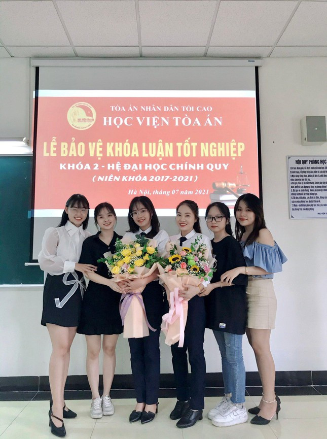 Nu A khoa dau vao tro thanh Thu khoa dau ra cua Hoc vien Toa an-Hinh-4