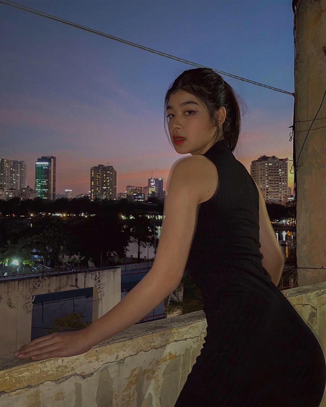 Con gai 16 tuoi xinh dep cua ong Sinh 