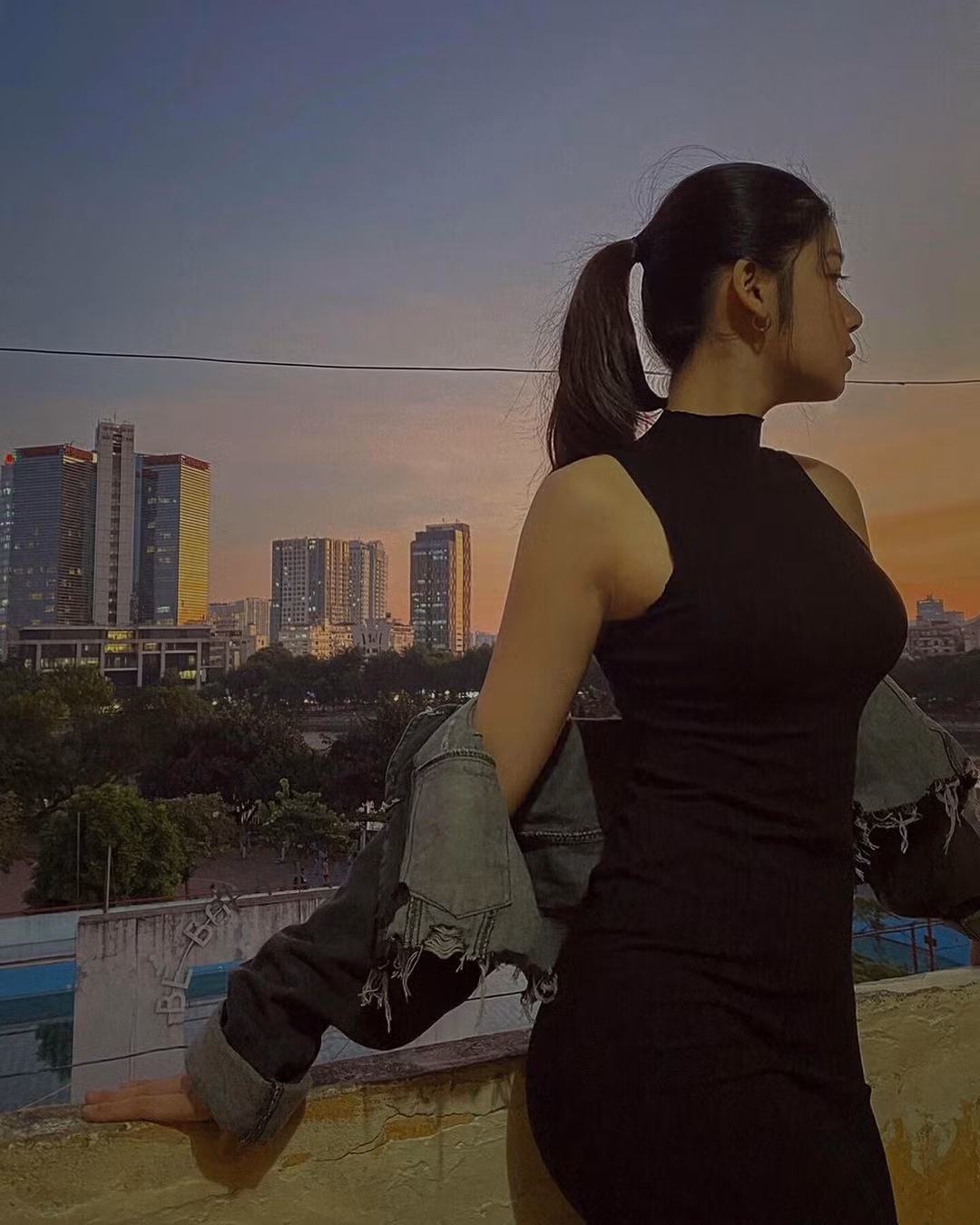 Con gai 16 tuoi xinh dep cua ong Sinh 