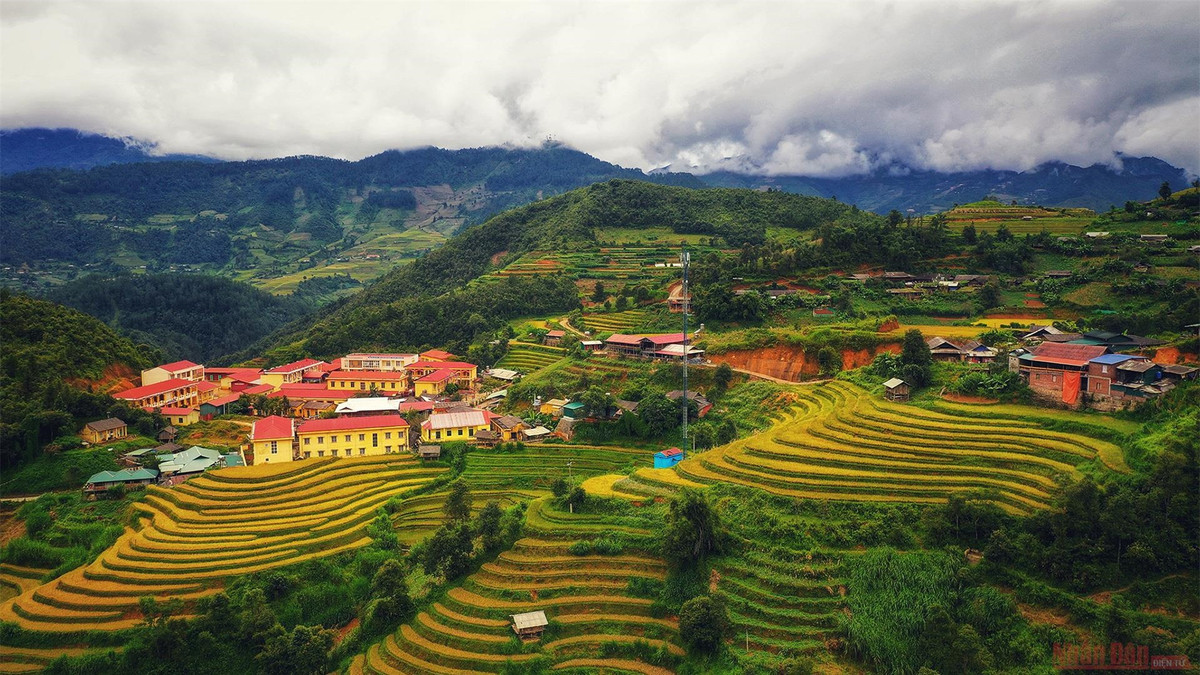 br/> Năm 2007, ruộng bậc thang ở ba xã La Pán Tẩn, Dế Xu Phình, Chế Cu Nha được Nhà nước công nhận danh thắng quốc gia.