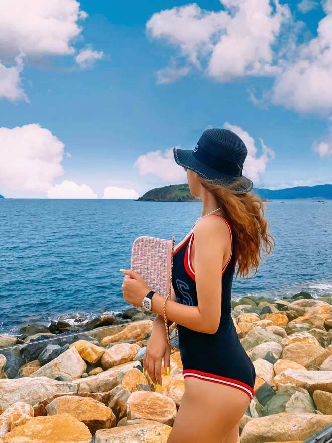 Đọc trộm tin nhắn của bạn trai, cô gái "lột xác" đáng kinh ngạc - Hình 10 Doc trom tin nhan cua ban trai, co gai