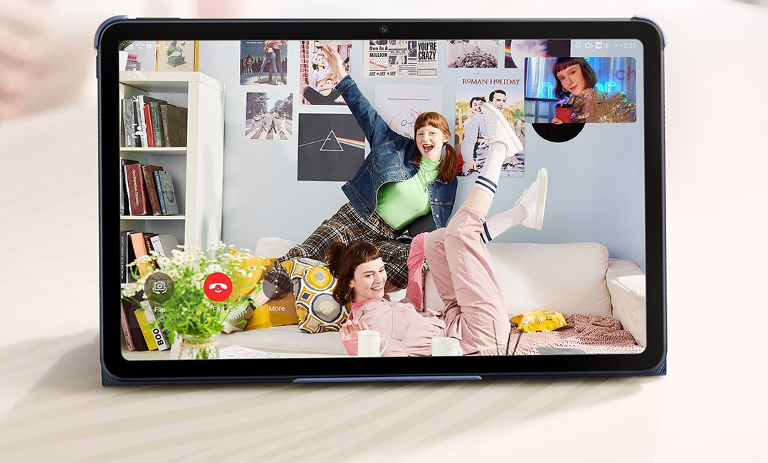  Huawei MatePad 2021 chính hãng được bán ra tại Việt Nam từ cuối tháng 4, giá 8 triệu đồng. Hiện tại, máy được một số nhà bán lẻ giảm 500.000 đồng, còn 7,5 triệu đồng. Điểm nổi bật của model này đến từ màn hình 10,4 inch, độ phân giải cao 2K và tấm nền IPS LCD. Ảnh: Huawei.