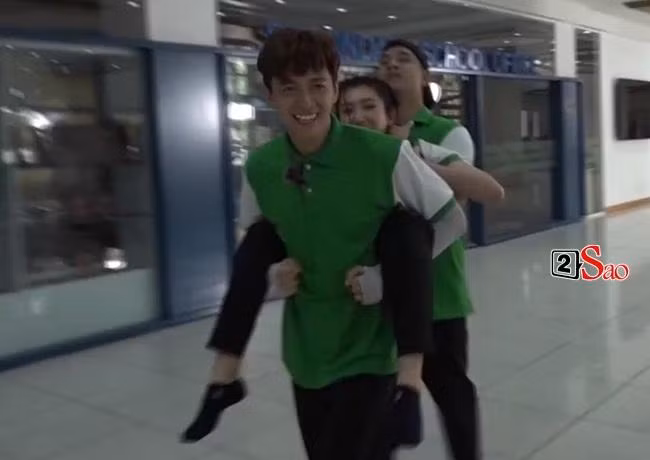 Ninh Duong Lan Ngoc bi soi 