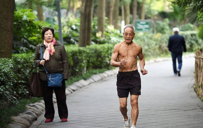 Chớ dại tập thể dục khung giờ này kẻo dễ đột quỵ Cho dai tap the duc khung gio nay keo de dot quy